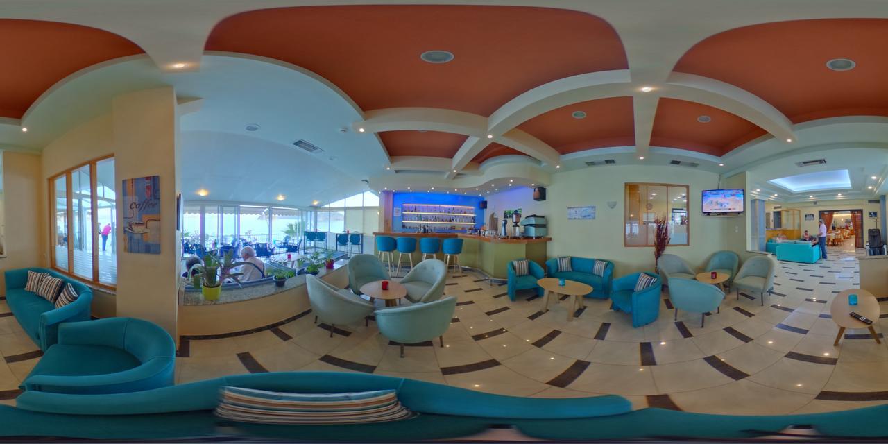 Hotel Толон Екстериор снимка
